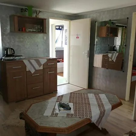 Apartment Alba Regia Jahodna