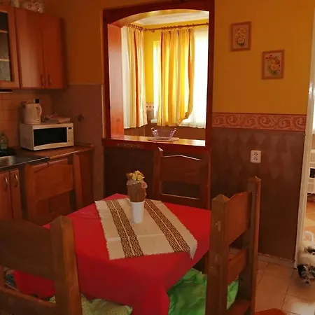 Apartment Alba Regia Jahodna