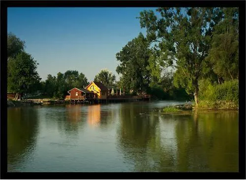 Alba Regia Apartman *